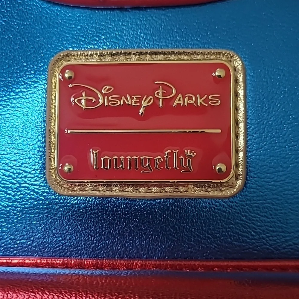 Disney Dumbo Loungefly - Picture 4 of 10